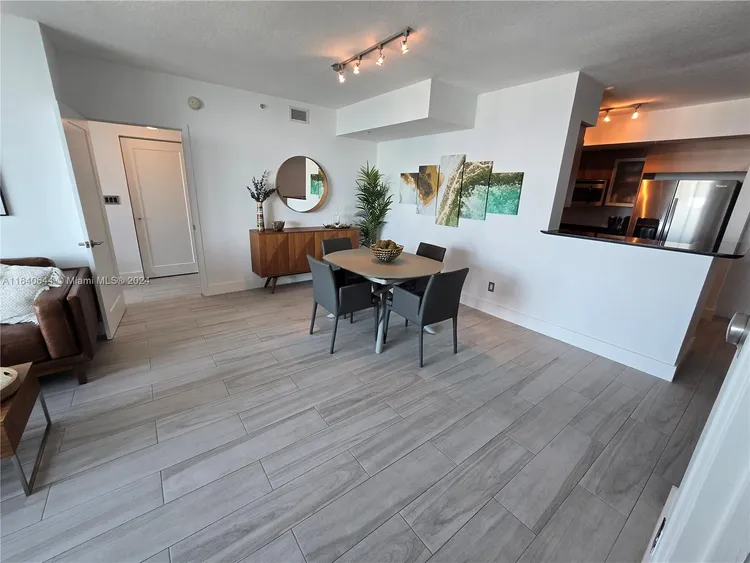 One Miami #3719 image #9