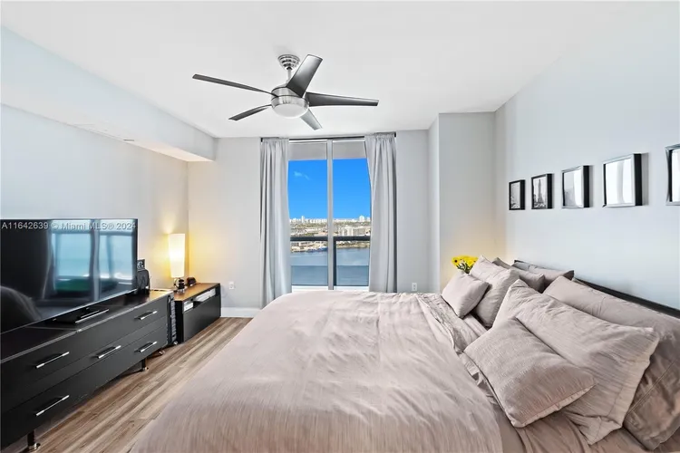50 Biscayne #2802 image #10