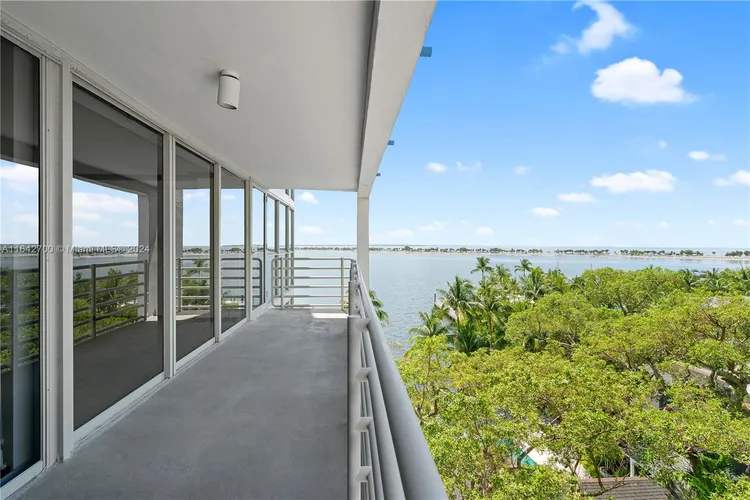 Atlantis on Brickell #701 image #14