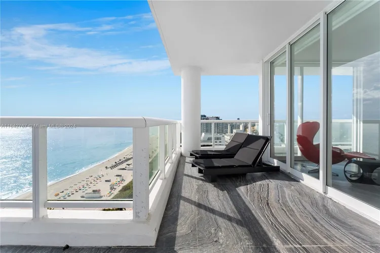 La Tour #1903 image #21