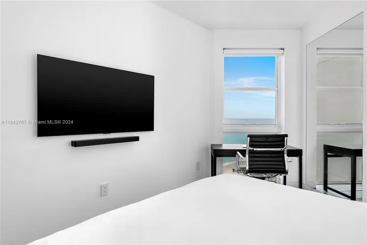 La Tour #1903 image #35