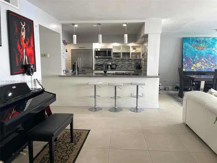 Bayshore Place #1603A image #12