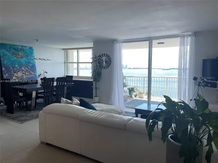 Bayshore Place #1603A image #13