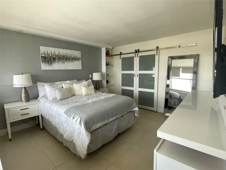 Bayshore Place #1603A image #21