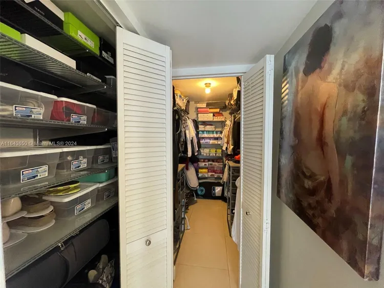 Bayshore Place #1603A image #27