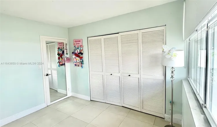 Bayshore Place #1603A image #29