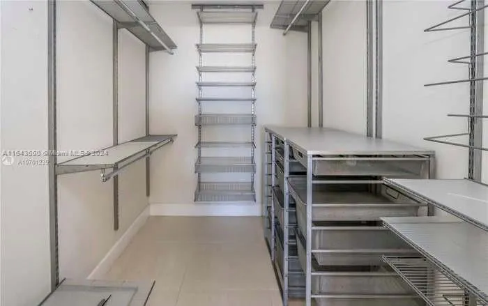 Bayshore Place #1603A image #32