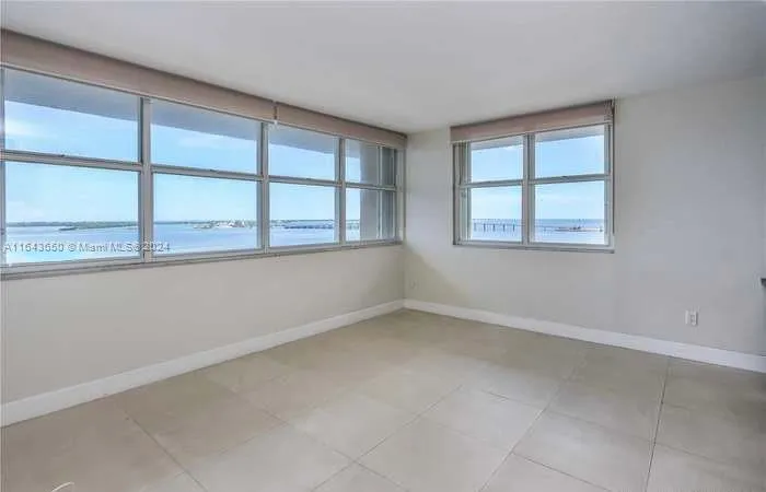 Bayshore Place #1603A image #35