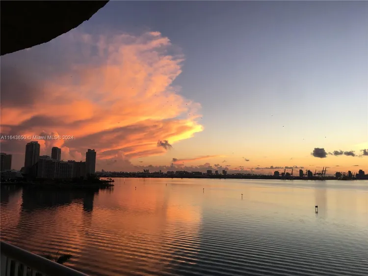 Bayshore Place #1603A image #46