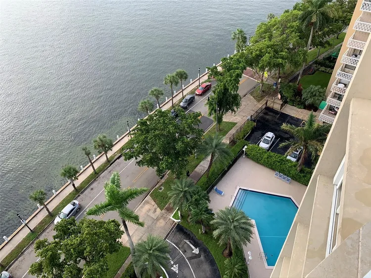 Bayshore Place #1603A image #6