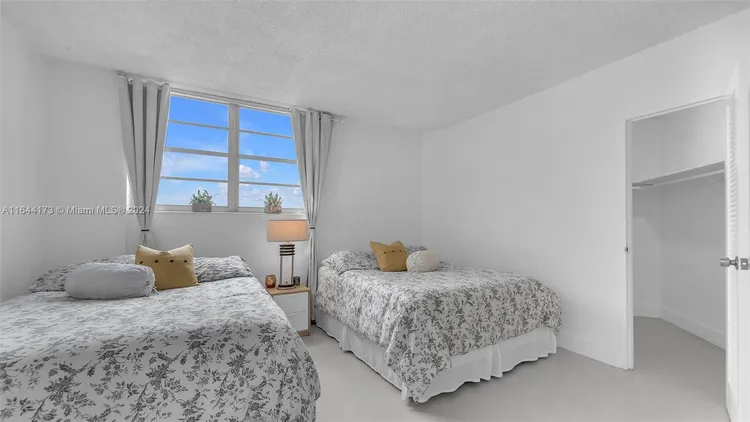 The Tides On Hollywood Beach #5Z image #14