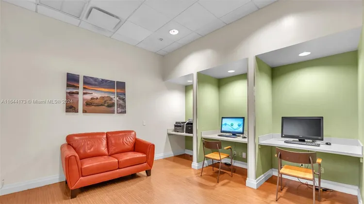 The Tides On Hollywood Beach #5Z image #27