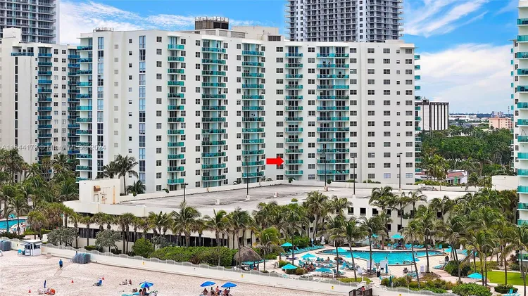 The Tides On Hollywood Beach #5Z image #30