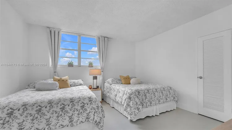 The Tides On Hollywood Beach #5Z image #7