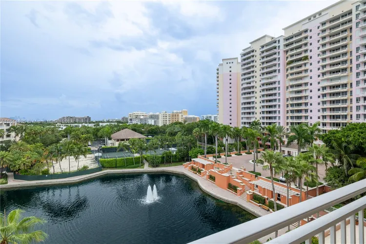 Ocean Club -  Lake Tower #605 image #34