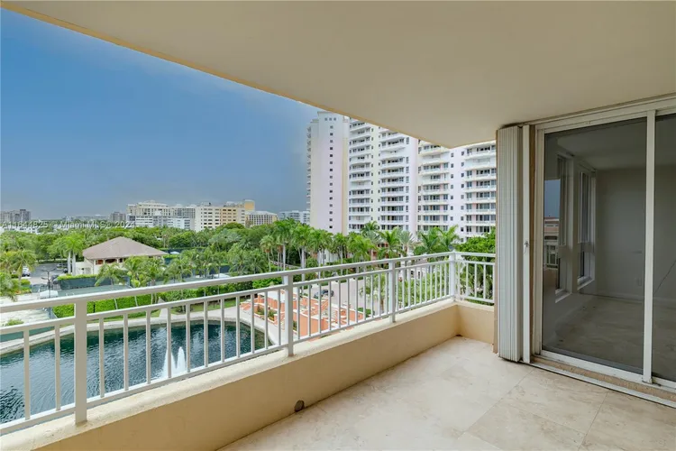 Ocean Club -  Lake Tower #605 image #35