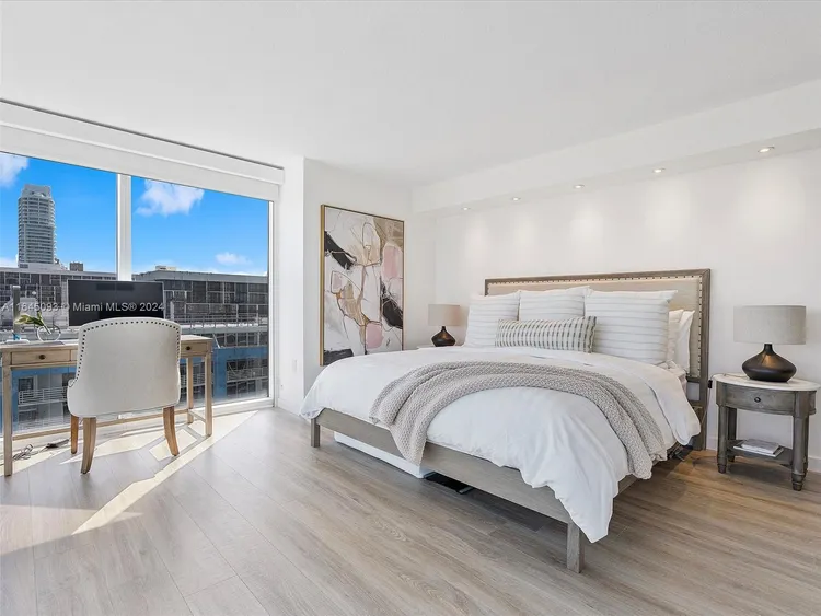 Skyline On Brickell #1801 image #10