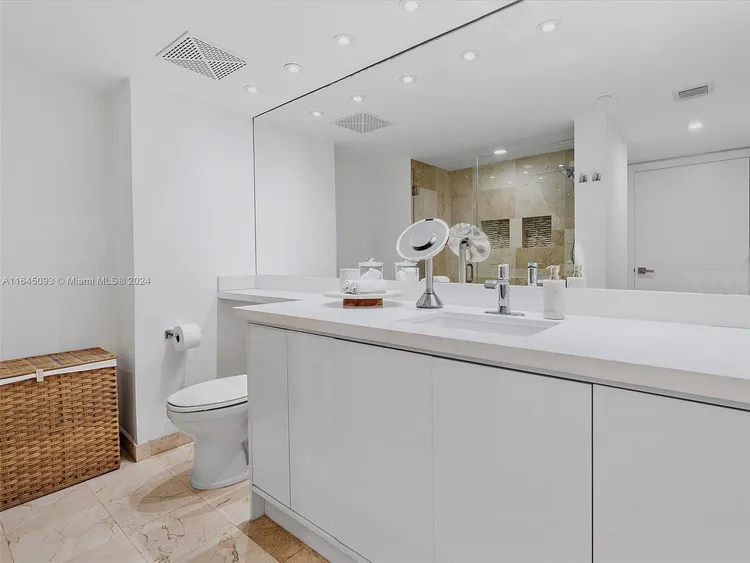 Skyline On Brickell #1801 image #15