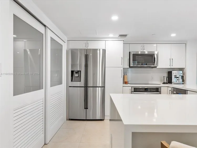 Skyline On Brickell #1801 image #7