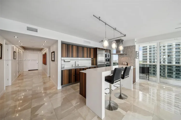 The Beach Club III #2401 image #7