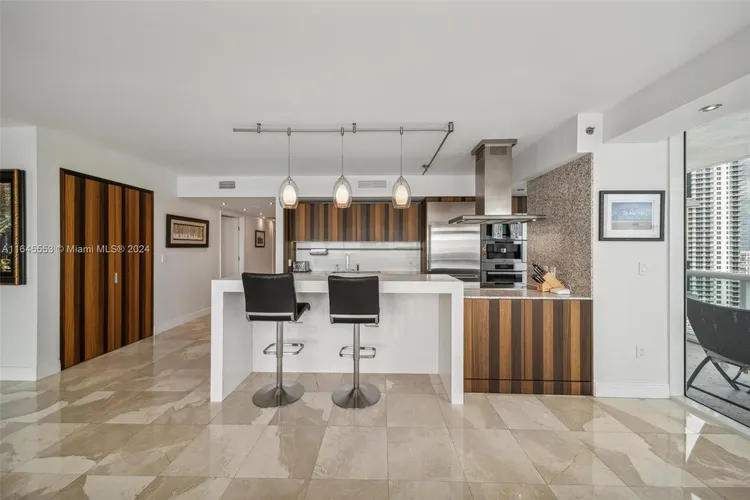 The Beach Club III #2401 image #9