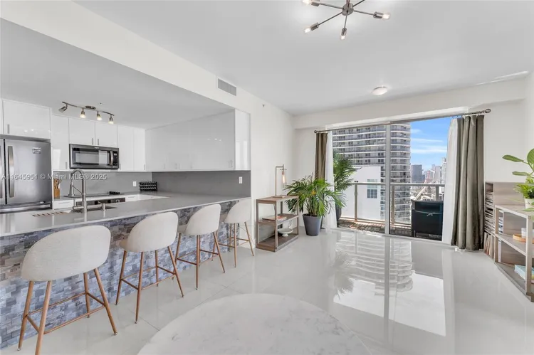 Quantum on the Bay #3611 image #13