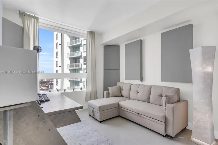 Quantum on the Bay #3611 image #21