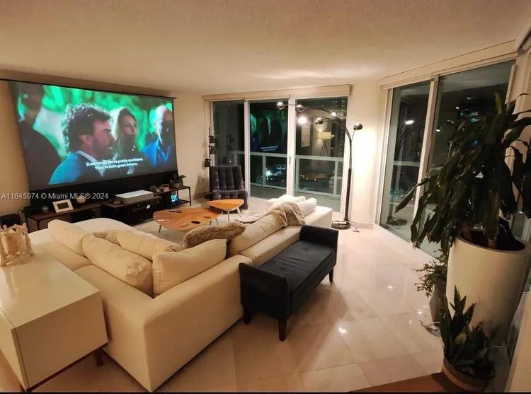 Oceania IV #1743 image #14