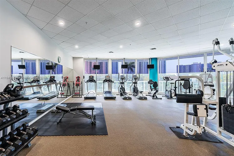 Oceania IV #1743 image #17