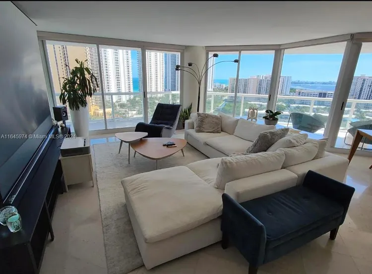 Oceania IV #1743 image #30