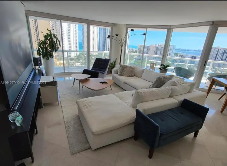 Oceania IV #1743 image #31