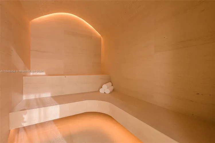 W South Beach #1808 image #12