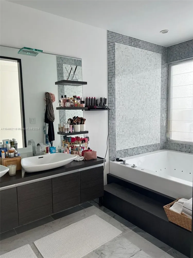 Epic #5007 image #21