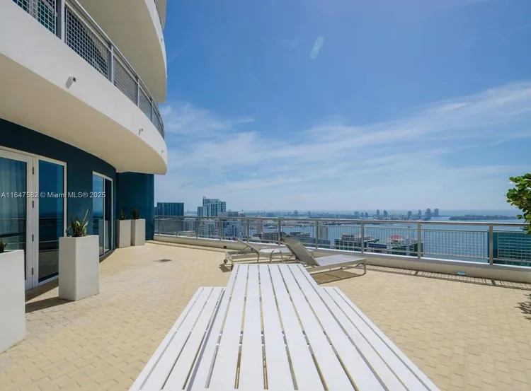 Infinity at Brickell #1611 image #15