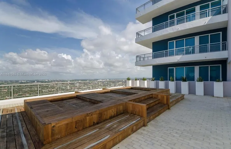 Infinity at Brickell #1611 image #17