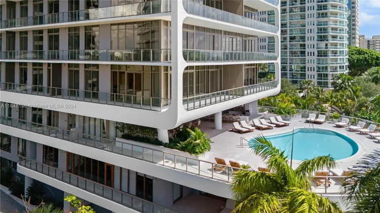 Mr. C Residences Bayshore Tower #401 image #12