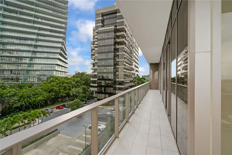 Mr. C Residences Bayshore Tower #401 image #18