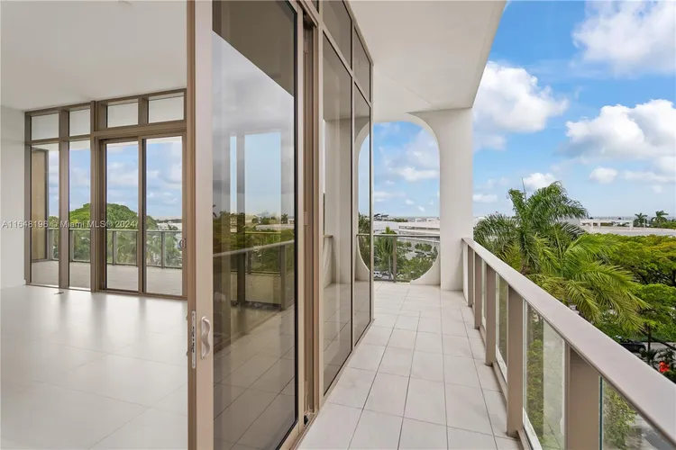 Mr. C Residences Bayshore Tower #401 image #19