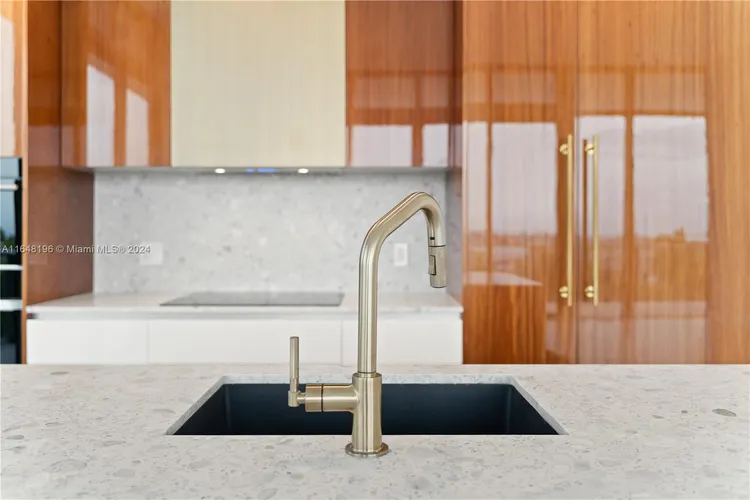 Mr. C Residences Bayshore Tower #401 image #24