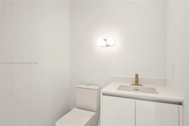 Mr. C Residences Bayshore Tower #401 image #35