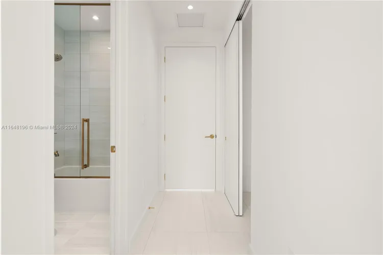 Mr. C Residences Bayshore Tower #401 image #39