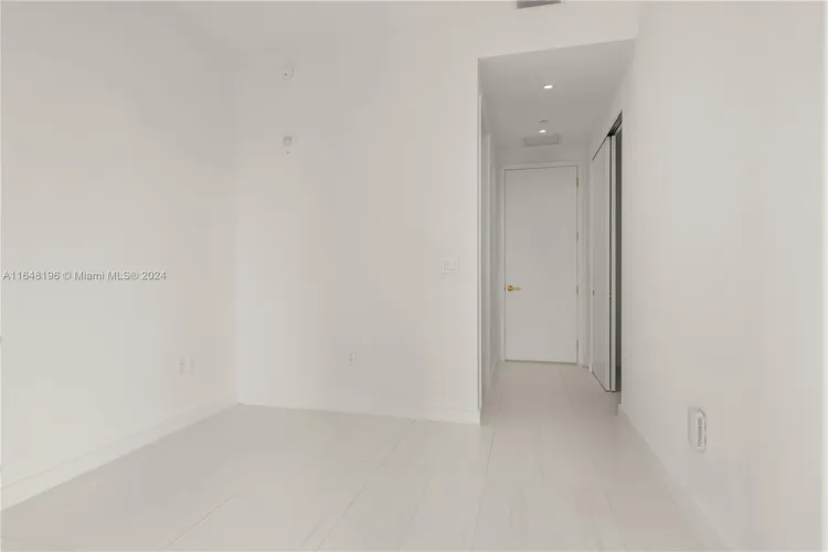 Mr. C Residences Bayshore Tower #401 image #43