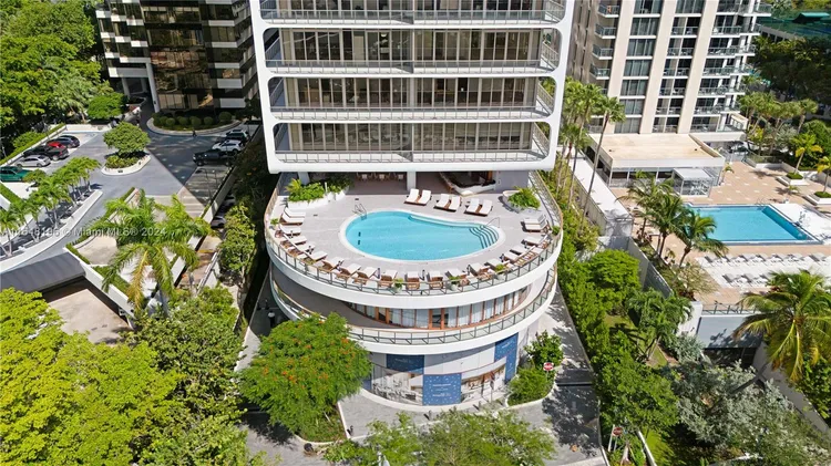 Mr. C Residences Bayshore Tower #401 image #63