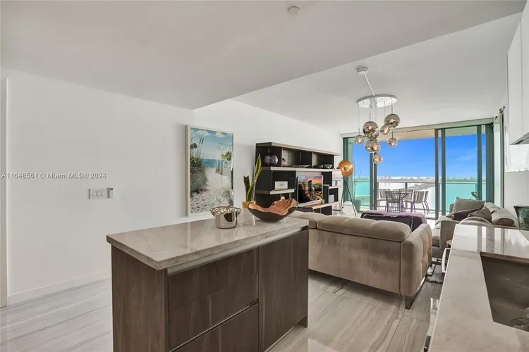 One Paraiso #3504 image #13