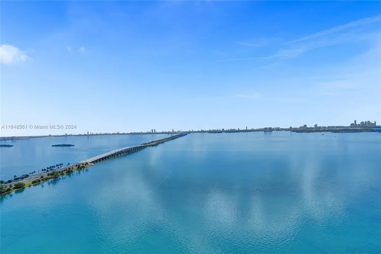 One Paraiso #3504 image #15