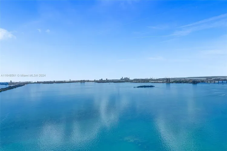 One Paraiso #3504 image #20