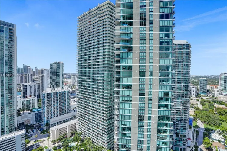 One Paraiso #3504 image #42