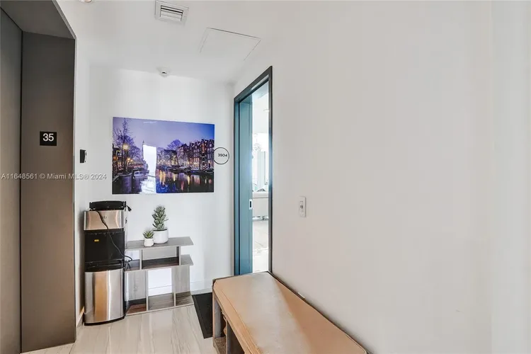 One Paraiso #3504 image #56