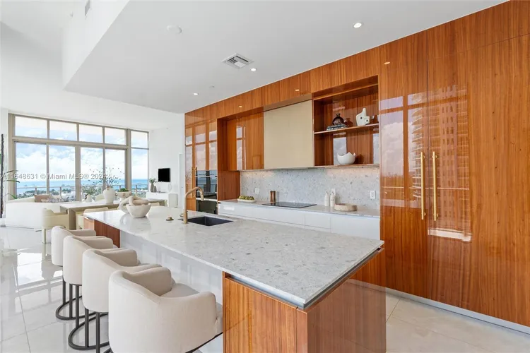 Mr. C Residences Bayshore Tower #802 image #11