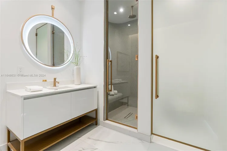 Mr. C Residences Bayshore Tower #802 image #17